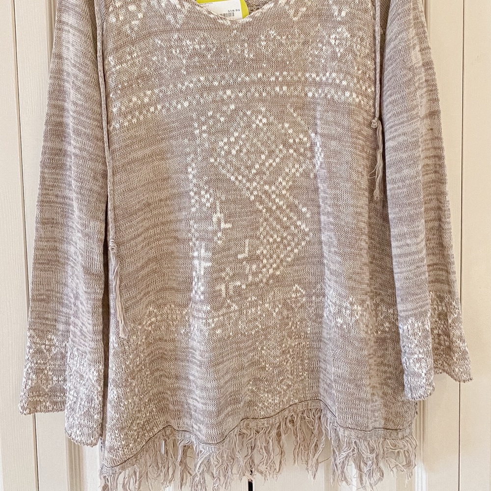 ❌SOLD❌ Love Stitch Alpine Fringe Sweater